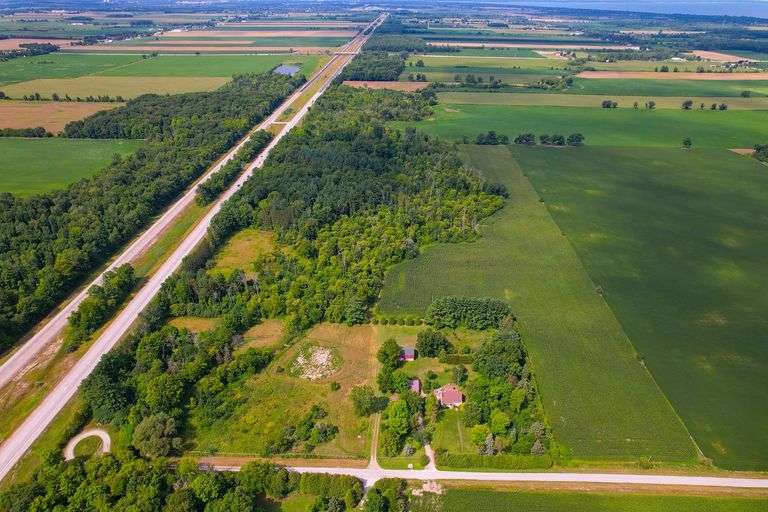 AUCTION! Glen Arbor Farm-Rare 50 Acre Retreat for Mr. Elmer Campbell, Camlachie