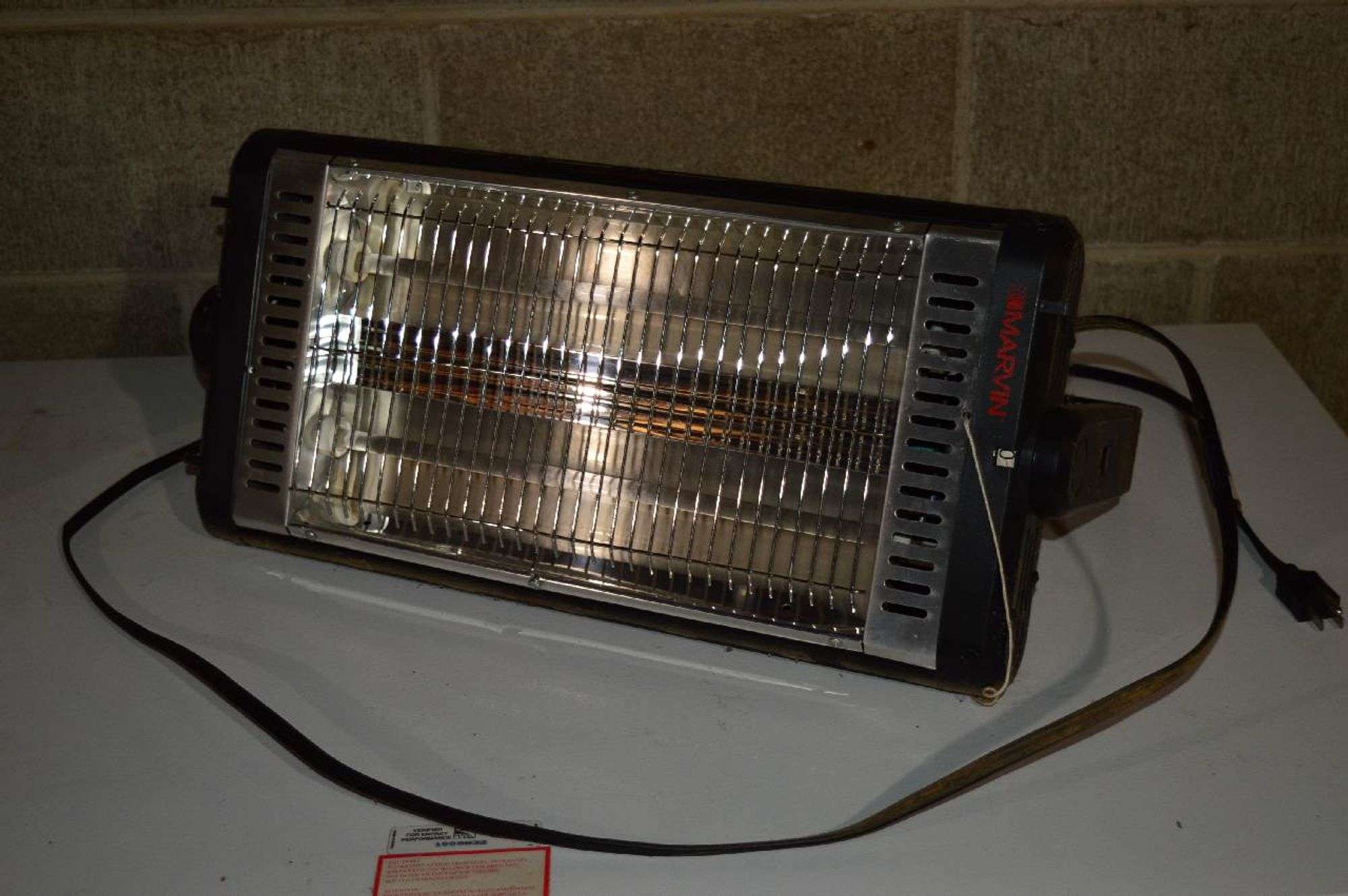 Marvin Quartz Infrared Heater - VanKlaveren Auctions Inc.
