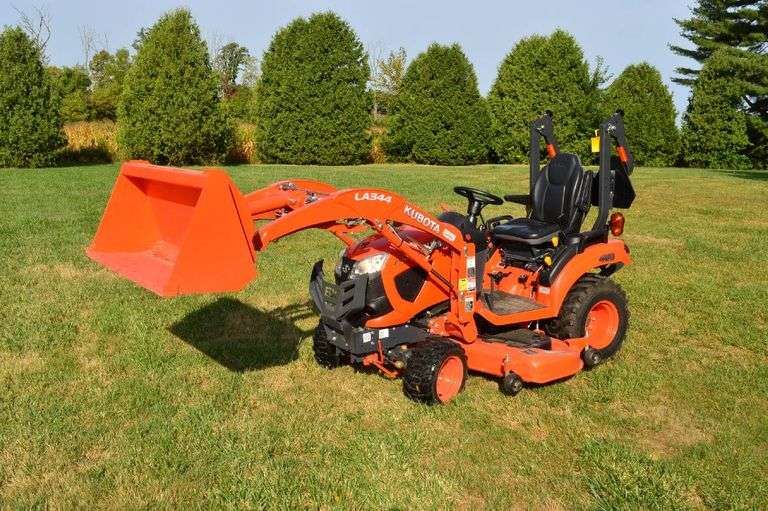 AS NEW KUBOTA BX2380 Compact Diesel Tractor ONLY 52 hrs! Power train