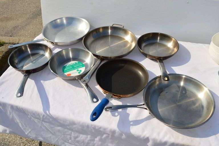 (8) Commercial Fry Pans VanKlaveren Auctions Inc.