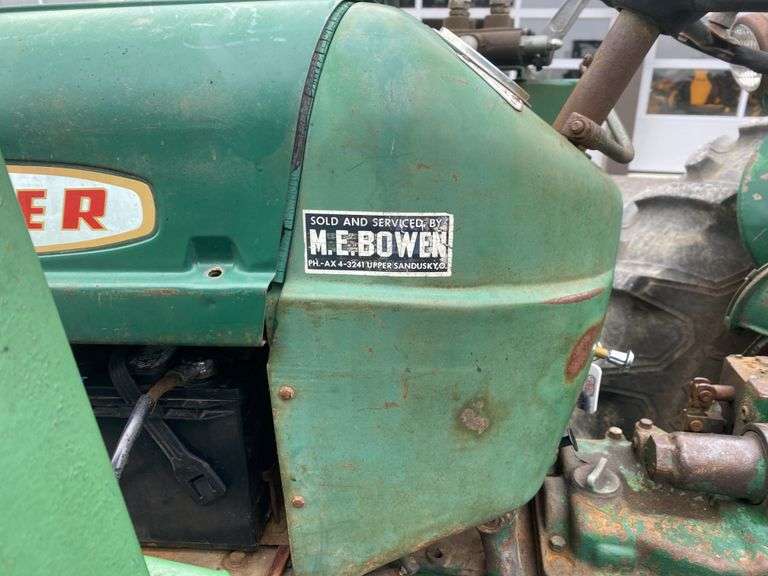 1960 Oliver 550 W/Loader Walton Realty and Auction Co. LLC