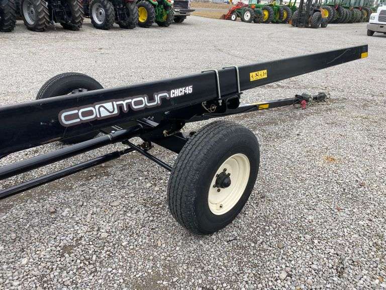 Horst 45 All Steer Header Wagon Walton Realty and Auction Co. LLC