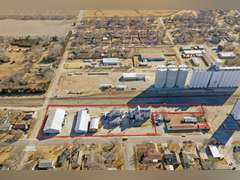 610 Washington Ave., Sedgwick, KS