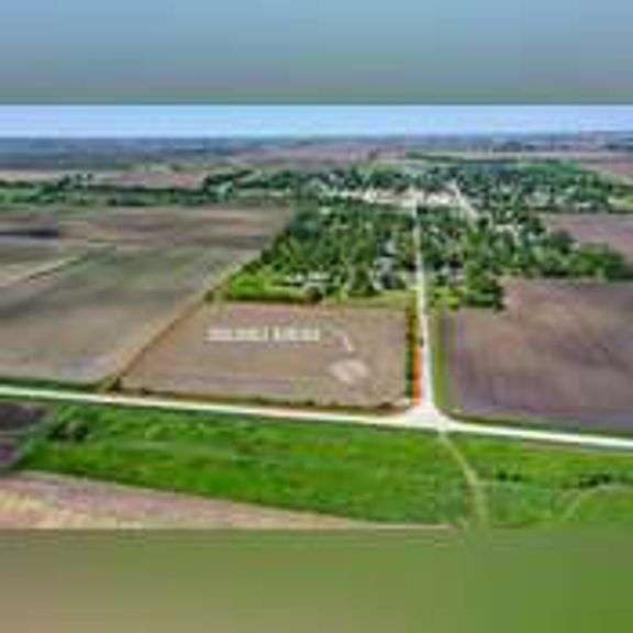 7.5 +/ Acreage Story County Whitaker Marketing Group Auctions & Real Estate