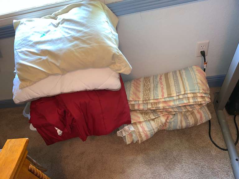 Pillows, Comforters, Plastic Bins Wolfe Auction & Realty, LLC