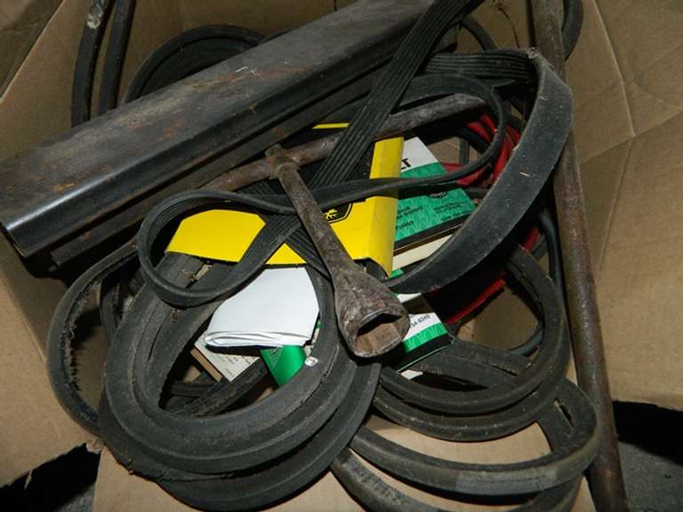4Way, VBelts, Serpentine Belt Lot Wolfe Auction & Realty, LLC
