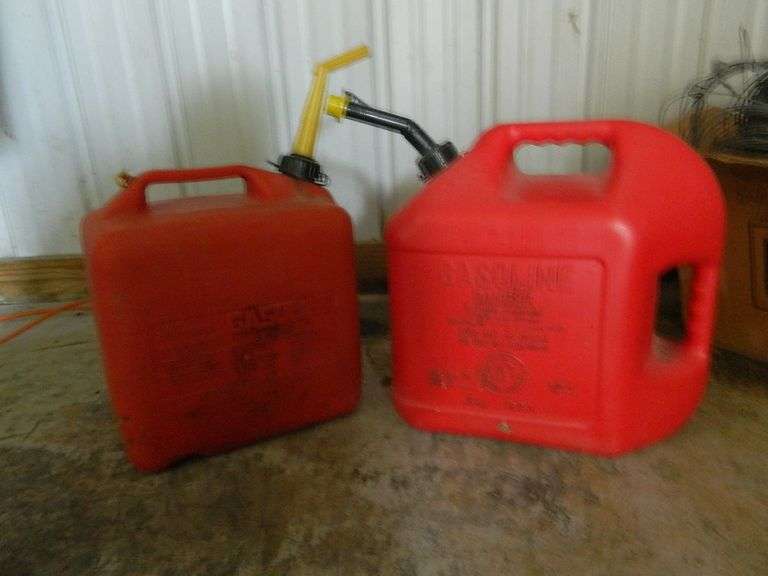 Gas cans Wolfe Auction & Realty, LLC