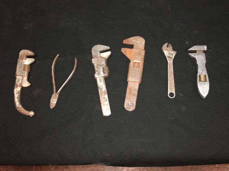 Six Small Unusual Wrenches Wolfe Auction & Realty, LLC