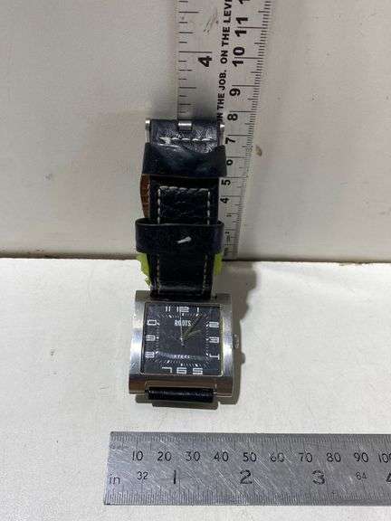 ROOTS STEEL SQUARE FACED WATCH WITH BLACK LEATHER STRAP - Wild Rose ...