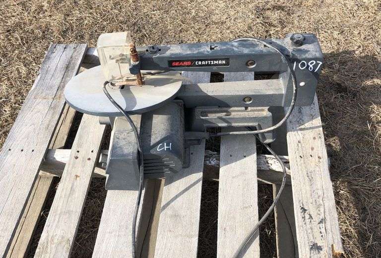 SEARS CRAFTSMAN 16" VARIABLE SPEED SCROLL SAW, MODEL 572.286950 2' L X 1' W Wild Rose Auction