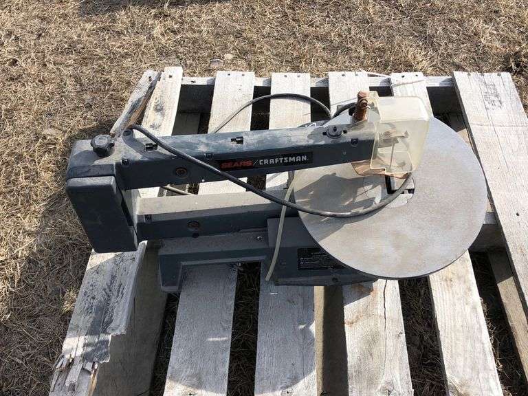 SEARS CRAFTSMAN 16" VARIABLE SPEED SCROLL SAW, MODEL 572.286950 2' L X 1' W Wild Rose Auction