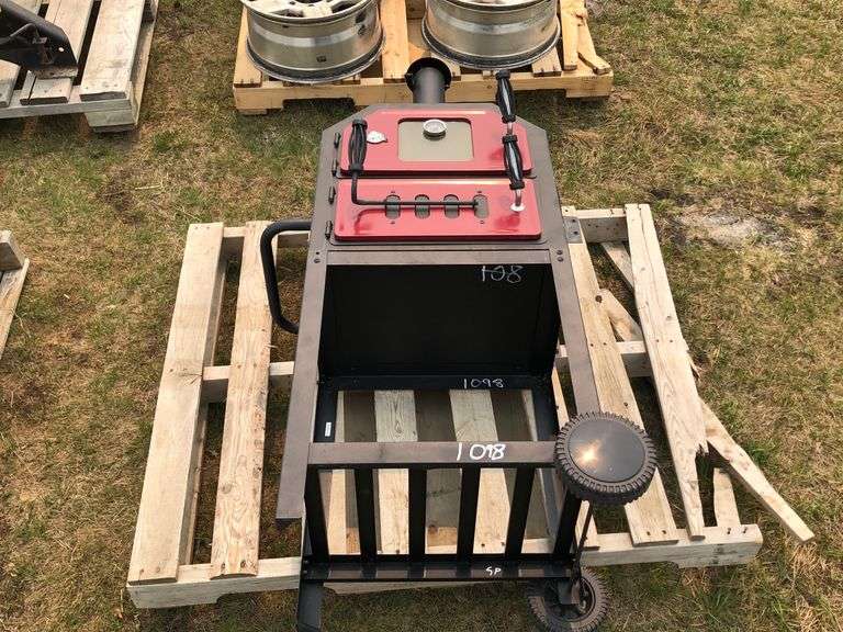 1 PIT BOSS SMOKER / PIZZA OVEN, APPROX 5