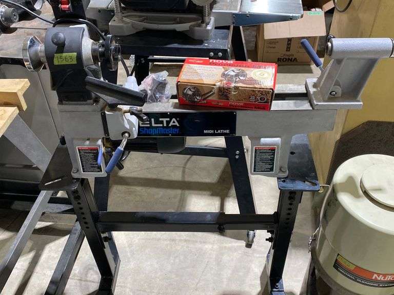 DELTA SHOPMASTER MIDI LATHE ON STAND 1/2 HP 120 VOLT AC 6.6 AMPS, 1800