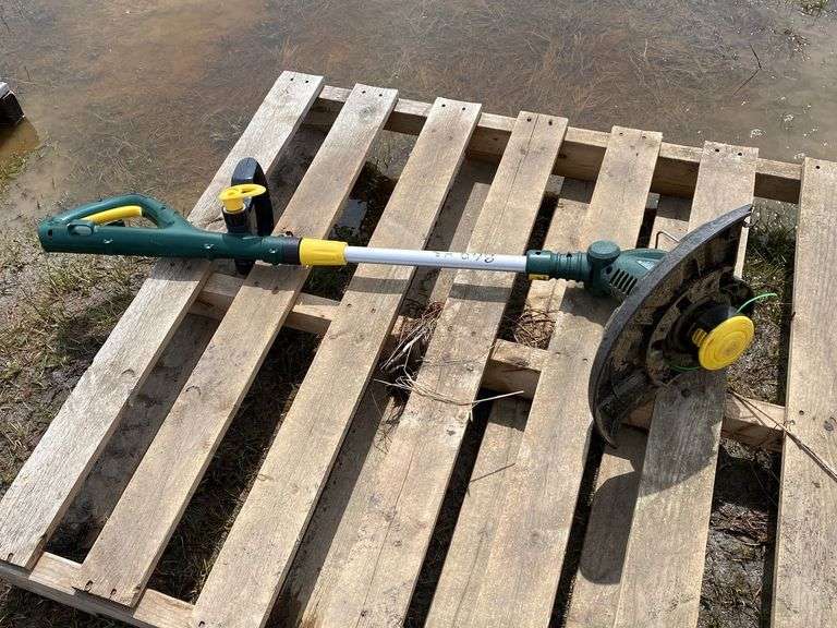 YARDWORKS 14" STRING TRIMMER ELECTRIC 120 VOLTS AC, 5 AMPS, 8000 RPM 3