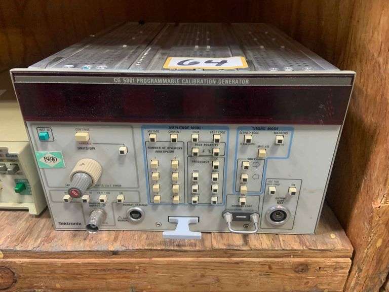 TEKTRONIX CG 5001 PROGRAMMABLE CALIBRATION GENERATOR World Wide Auction Inc