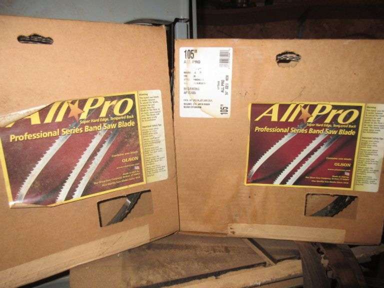 DELTA 14" BAND SAW MODEL 52965 WITH 2 EXTRA SAW BLADES RETAIL 650.00