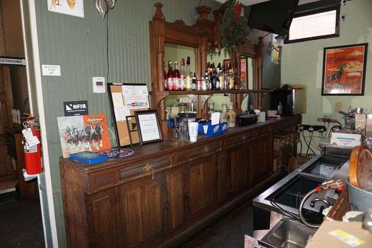 docs-bar-grill-world-wide-auction-inc