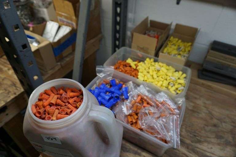 Assorted lot of wire nuts World Wide Auction Inc