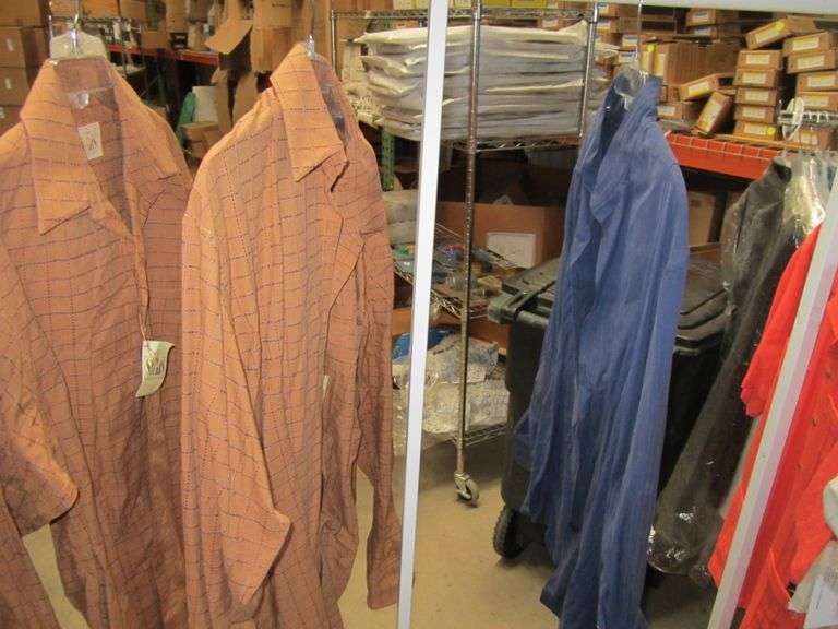 New Stubbs Mens Shirts without Buttons Size XL, Med, Large World Wide