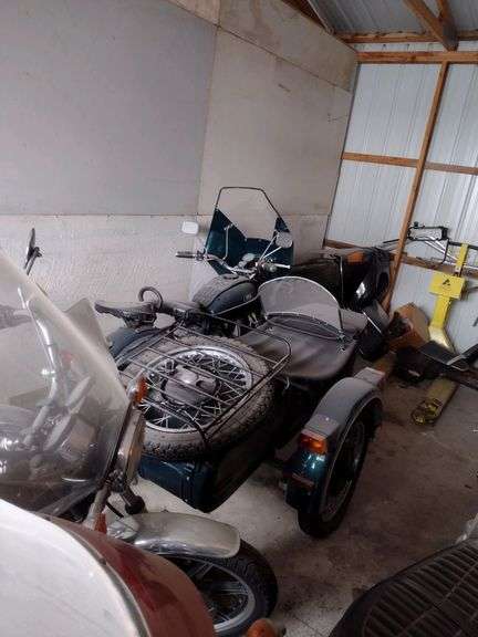 789 - Estate of Zell D White Motorcycle and Automobile Collection