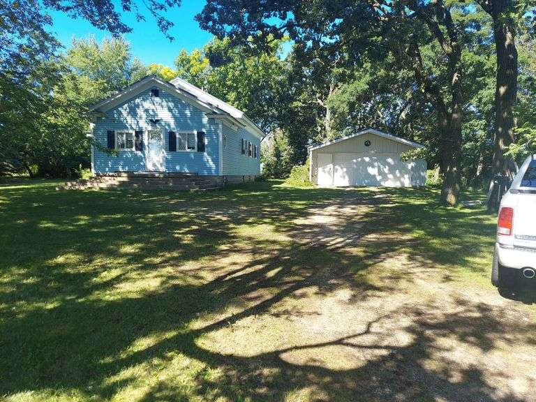 Real Estate Auction in Ripon W. Yoder Auction