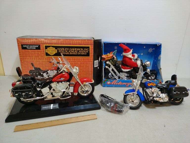 HarleyDavidson lot. W. Yoder Auction