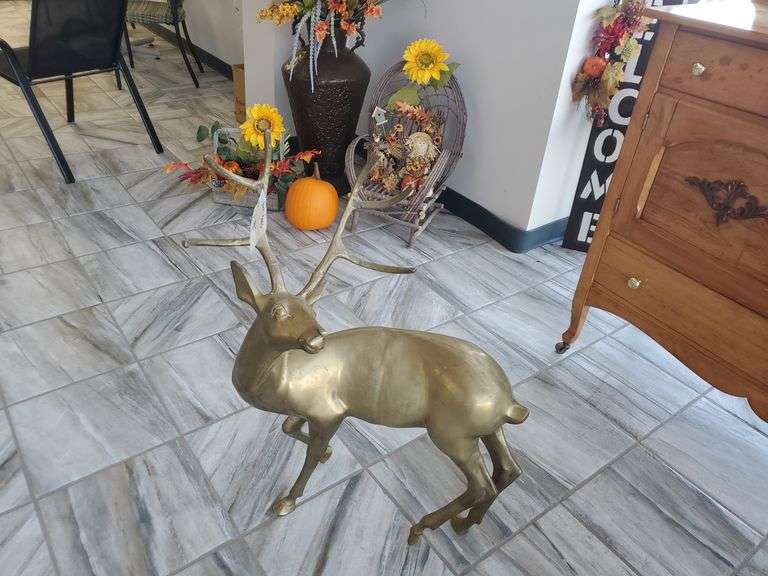 Brass Buck Deer House Decor Yorkton Auction Centre