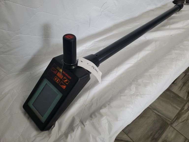 Bottom line fishing buddy fish finder Yorkton Auction Centre