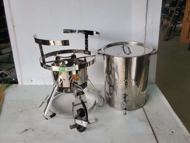 Bass Pro Shops turkey fryer Yorkton Auction Centre