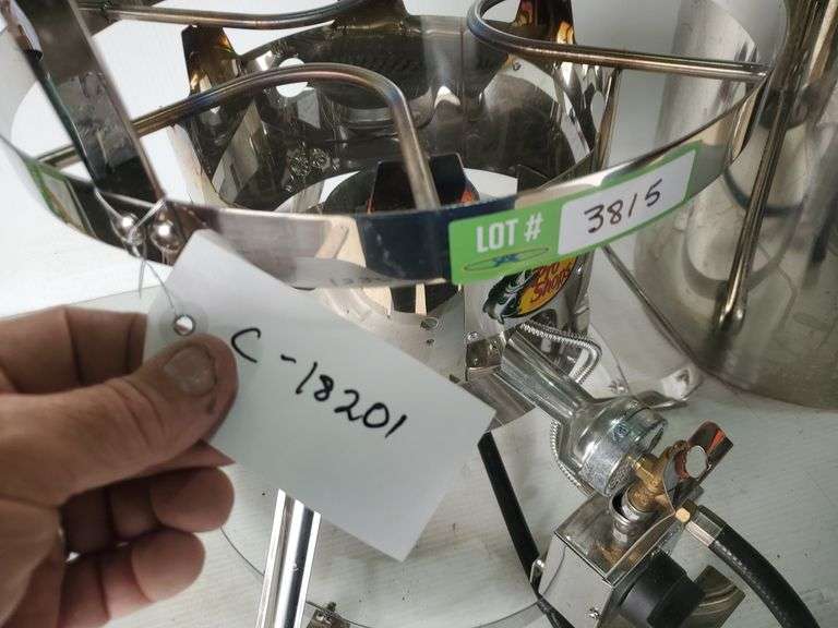 Bass Pro Shops turkey fryer Yorkton Auction Centre