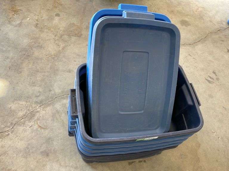5 Rubbermaid Totes Yorkton Auction Centre