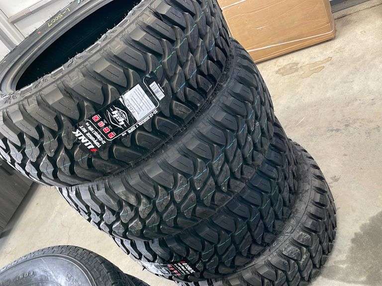 4 33X12.50R20LT Tires Yorkton Auction Centre
