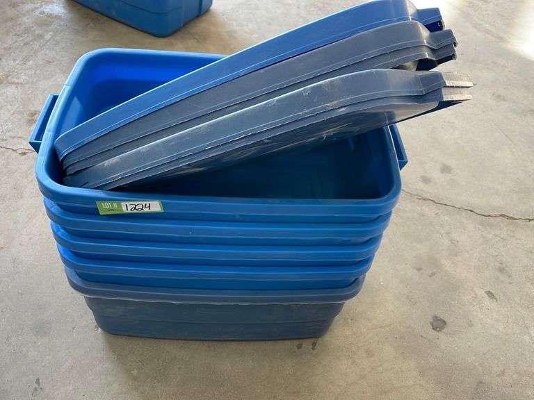 5 Rubbermaid Totes Yorkton Auction Centre