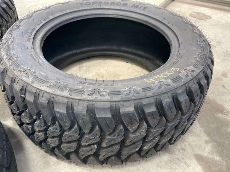 1 33x12.50R20LT Tire Yorkton Auction Centre