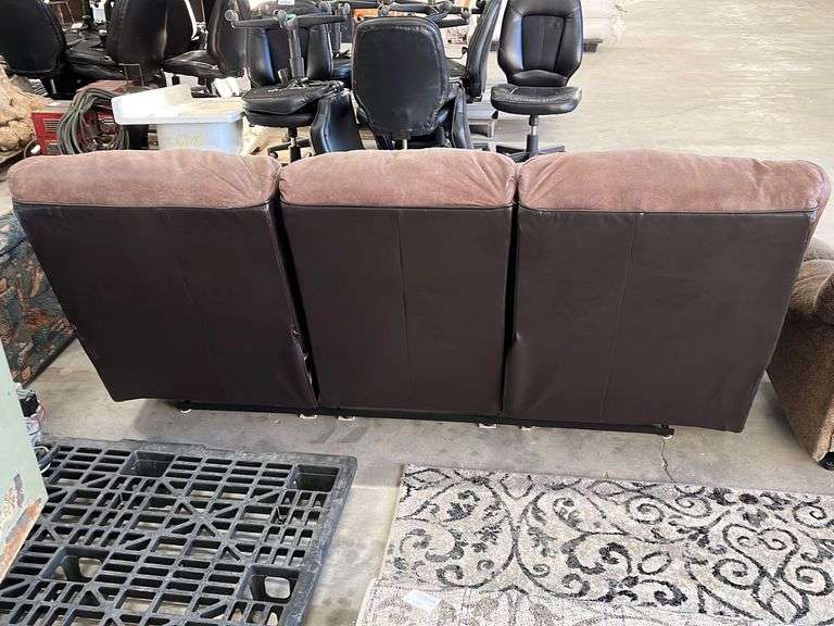 Reclining Couch Yorkton Auction Centre