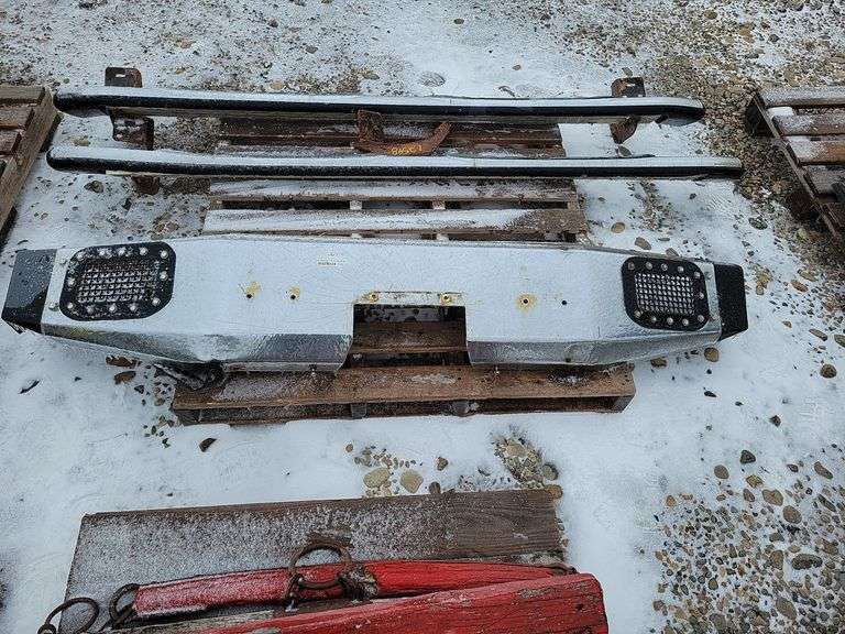 Universal Front Bumper Yorkton Auction Centre