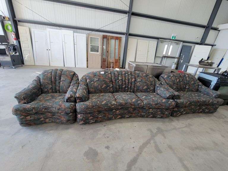 Couch With Matching Loveseat and Chair Yorkton Auction Centre