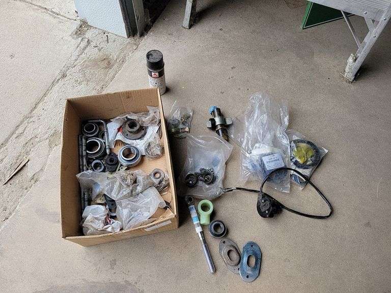 Swathmaster Agco Pick Up Parts Yorkton Auction Centre