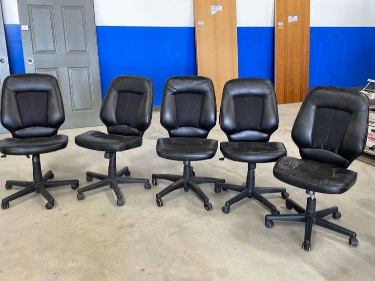 5 Office Chairs Yorkton Auction Centre