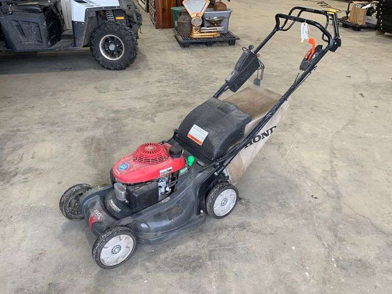 Honda Self Propelled Lawn Mower Yorkton Auction Centre
