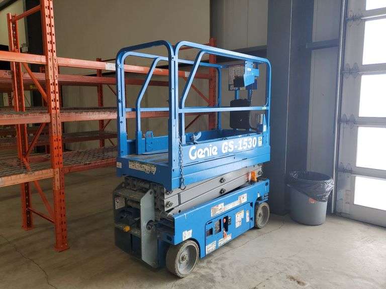 Genie Scissor Lift Yorkton Auction Centre