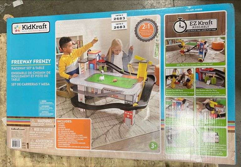 KIDKRAFT FREEWAY FRENZY RACEWAY SET & TABLE Yorkton Auction Centre