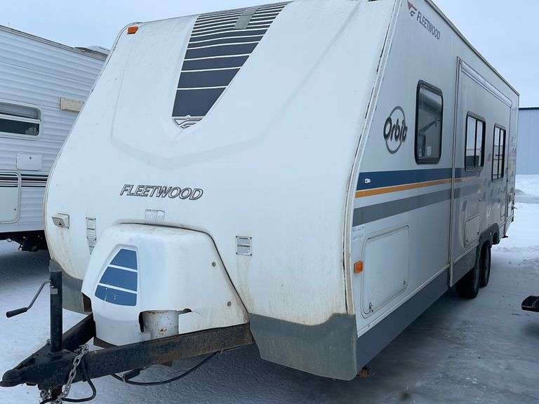 2005 FLEETWOOD ORBIT BUMPER HITCH TRAILER 27 Ft. 4CK1F272652312123