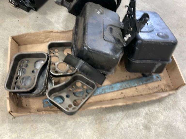 6 Engines With Parts ( Condition Unknown ) Yorkton Auction Centre