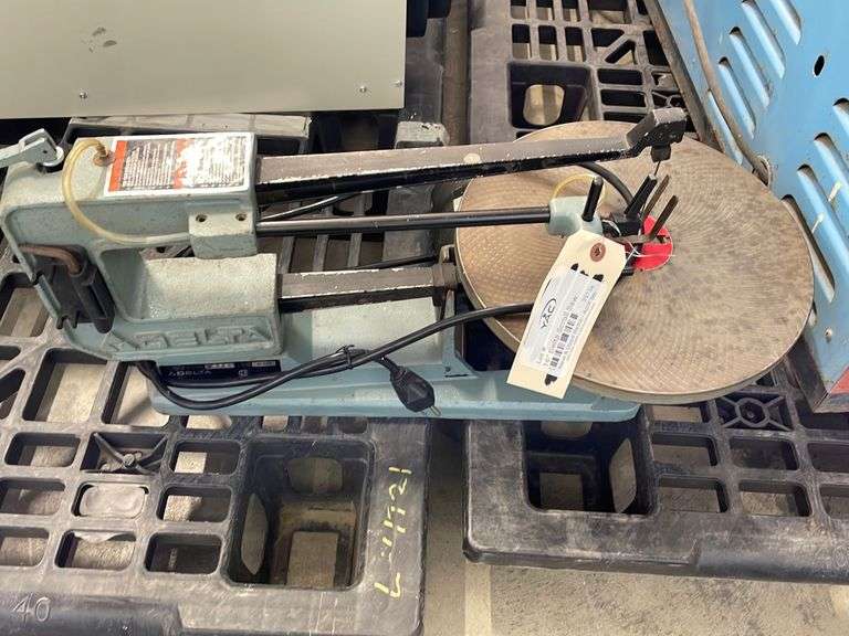 16" Delta Scroll Saw Yorkton Auction Centre