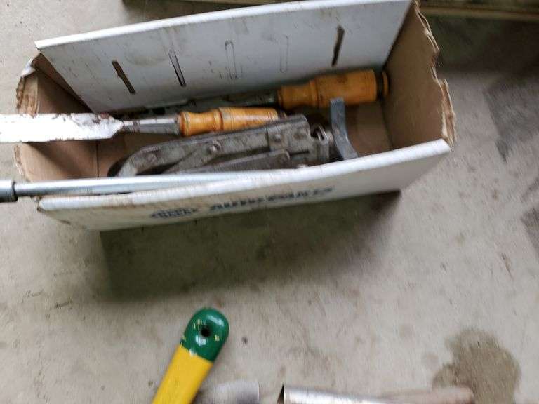 Drywall Mudding Tools Yorkton Auction Centre