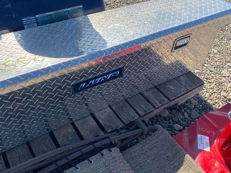 Lund Truck Tool Box Yorkton Auction Centre
