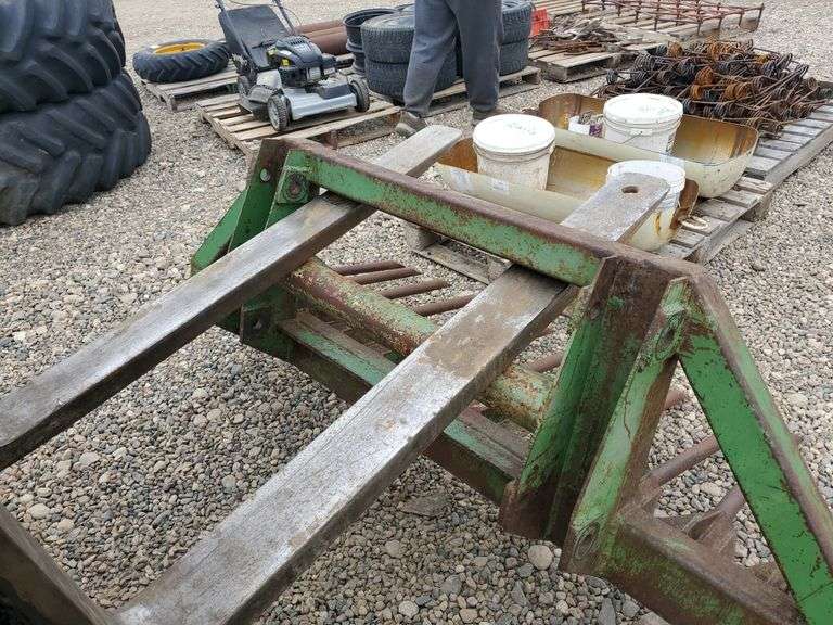 John Deere Manure Fork Yorkton Auction Centre