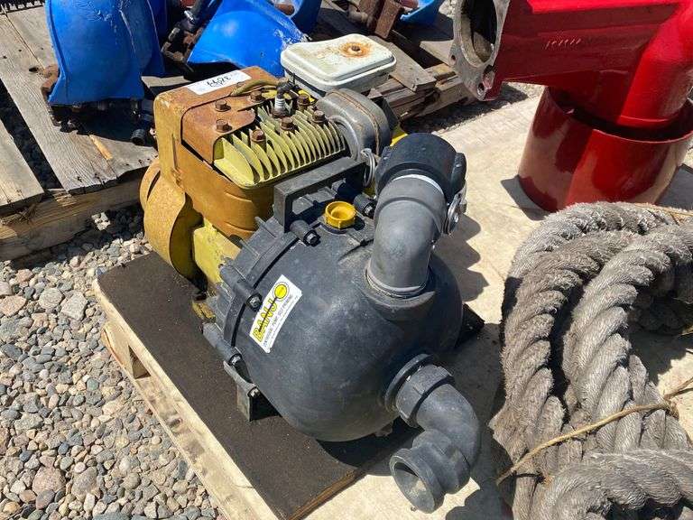Banjo Water Pump 2" 5HP Yorkton Auction Centre