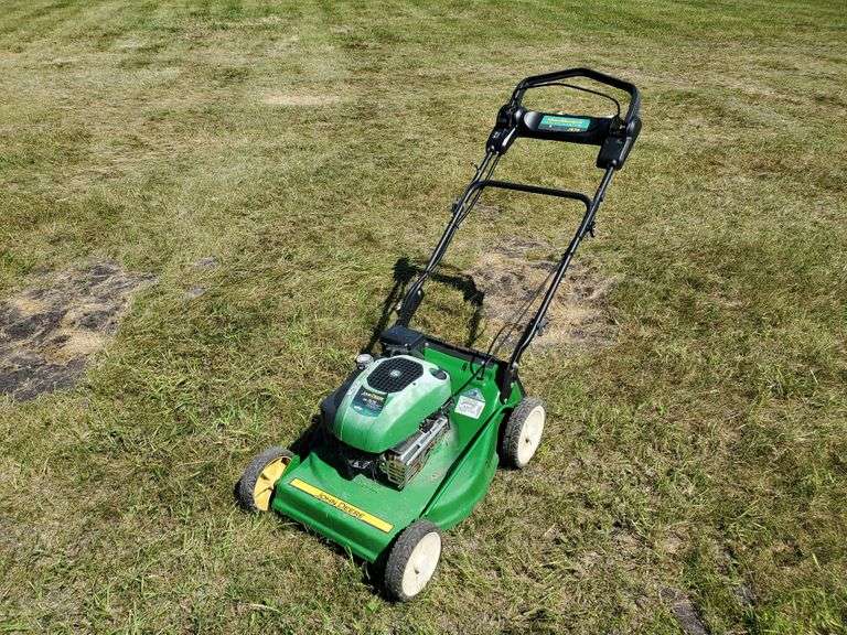 John Deere Push Mower self propelled Yorkton Auction Centre